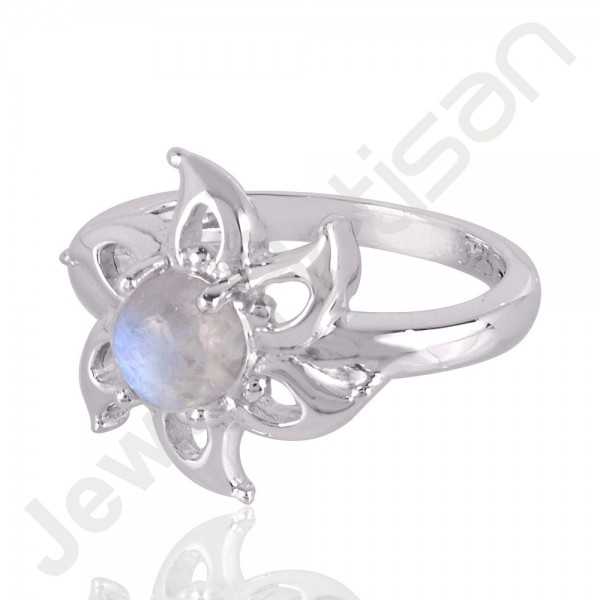 Elegant Rainbow Moonstone Gemstone Ring In 925 Solid Sterling Silver