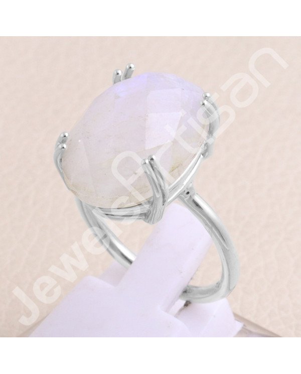 Rainbow Moonstone 925 Sterling Silver Ring