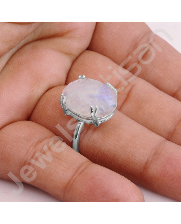 Rainbow Moonstone 925 Sterling Silver Ring