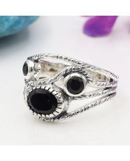 Black Onyx gem ring 925 sterling silver ring solitaire silver ring.