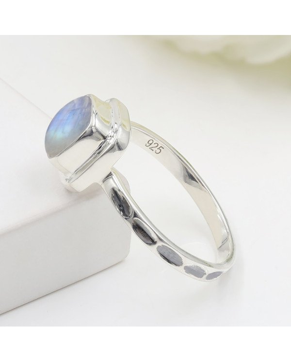 Elegant 925 Sterling Silver Rainbow Moonstone Oval Cut Statement Ring for Her