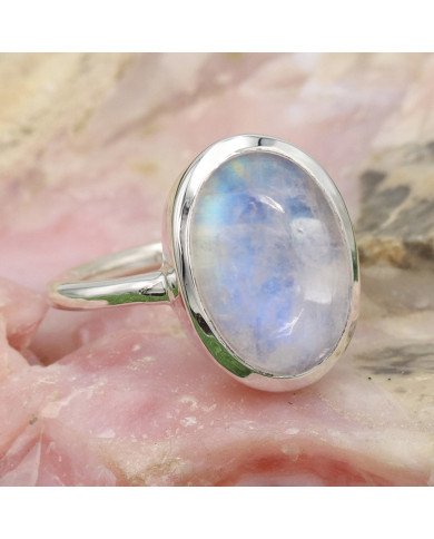 Elegant 925 Sterling Silver Rainbow Moonstone Oval Cut Statement Ring for Her