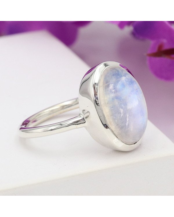 Elegant 925 Sterling Silver Rainbow Moonstone Oval Cut Statement Ring for Her