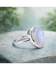 Elegant 925 Sterling Silver Rainbow Moonstone Oval Cut Statement Ring for Her