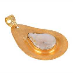 Whte Fresh Water Pearl Gold Plated Solid Silver Pendant Necklace