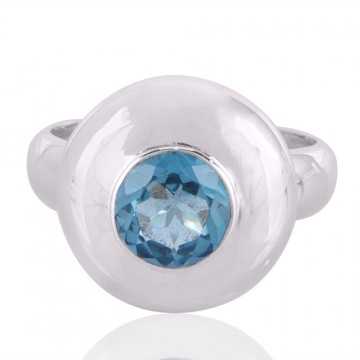 Sky Blue Topaz Gemstone 925 Sterling Silver Ring
