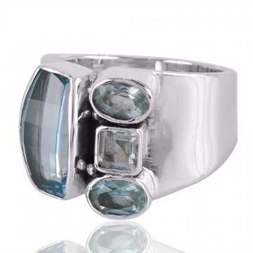 Sky Blue Topaz Gemstone 925 Sterling Silver Ring