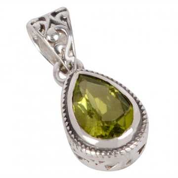Natural Peridot Gemstone 925 Sterling Silver Pendant| Jewels Artisan